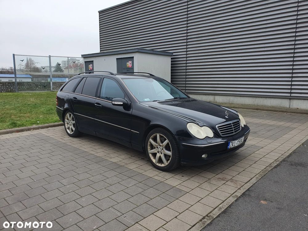 Mercedes-Benz Klasa C 320 T Avantgarde - 11