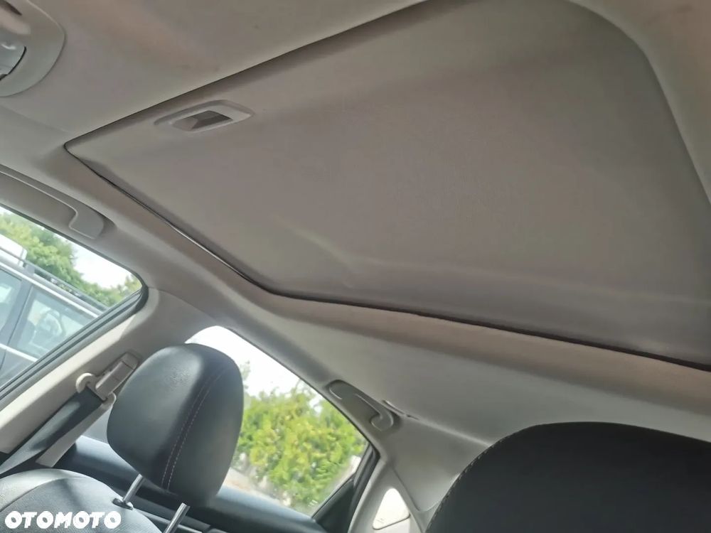 Nissan Altima - 10