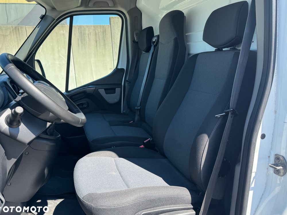 Renault Master - 18