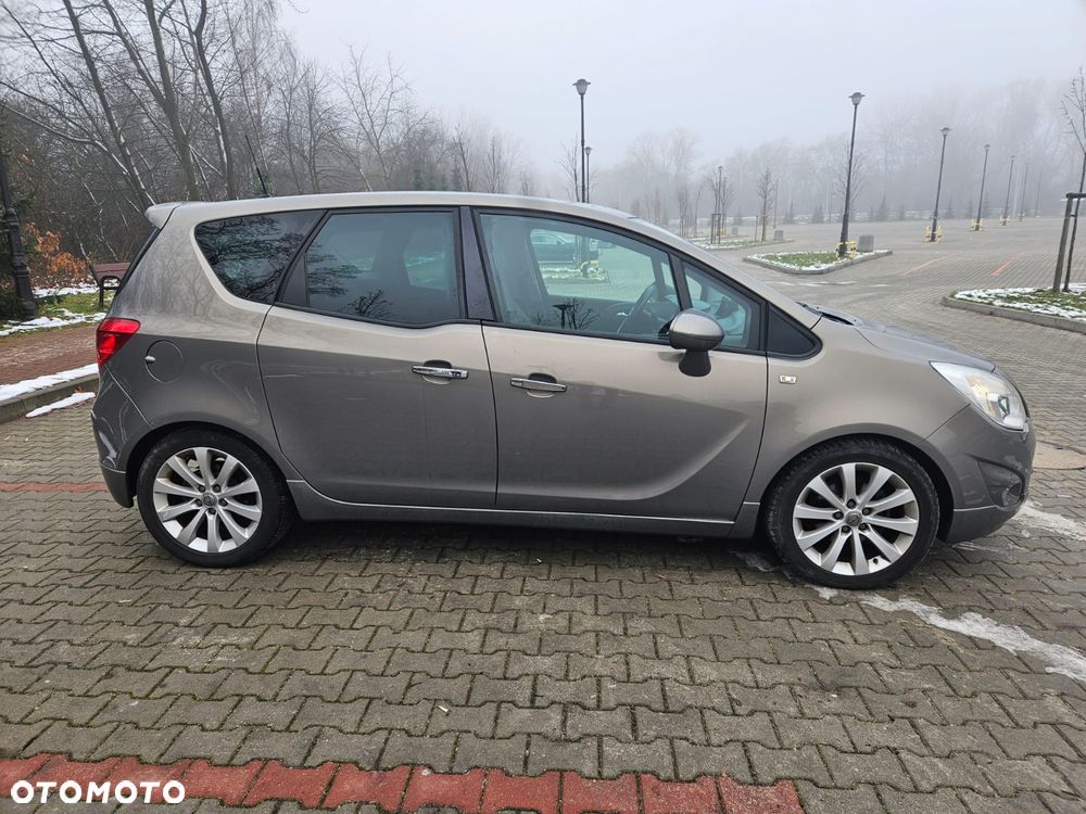 Opel Meriva 1.4 T Cosmo - 4
