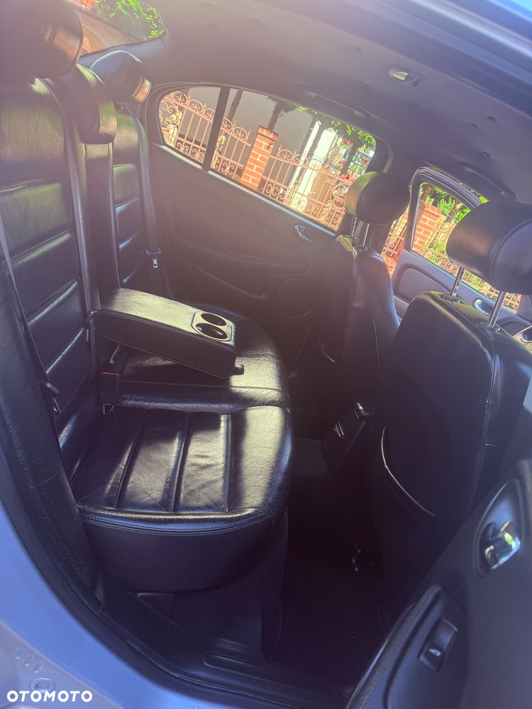 Jaguar X-Type 2.5 V6 4x4 Executive - 21