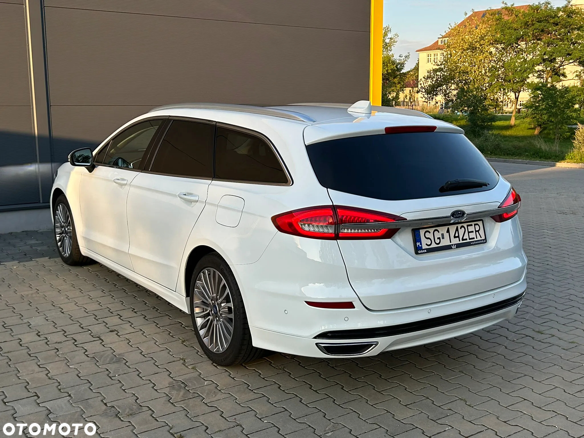 Ford Mondeo Turnier 2.0 EcoBlue Titanium - 5
