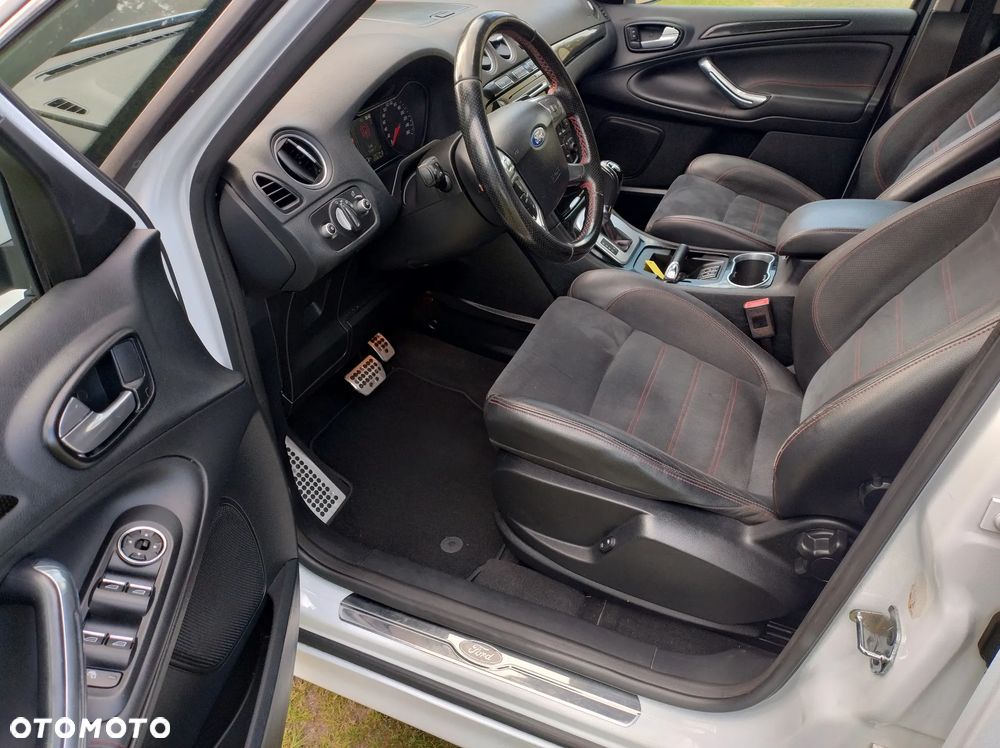 Ford S-Max 2.0 TDCi DPF Titanium X - 15