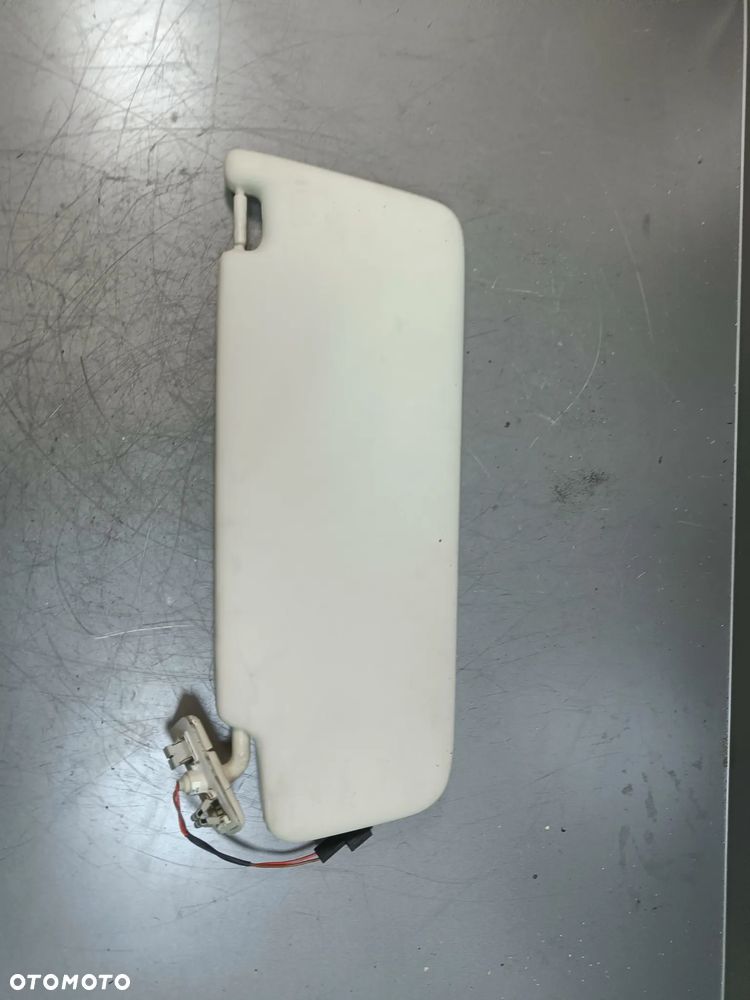 Osłona przeciwsłoneczna Prawa VW Passat B8 Słonecznik Prawy 3G0857552H - 4