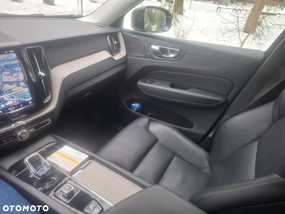Volvo XC 60 B5 D AWD Inscription - 5