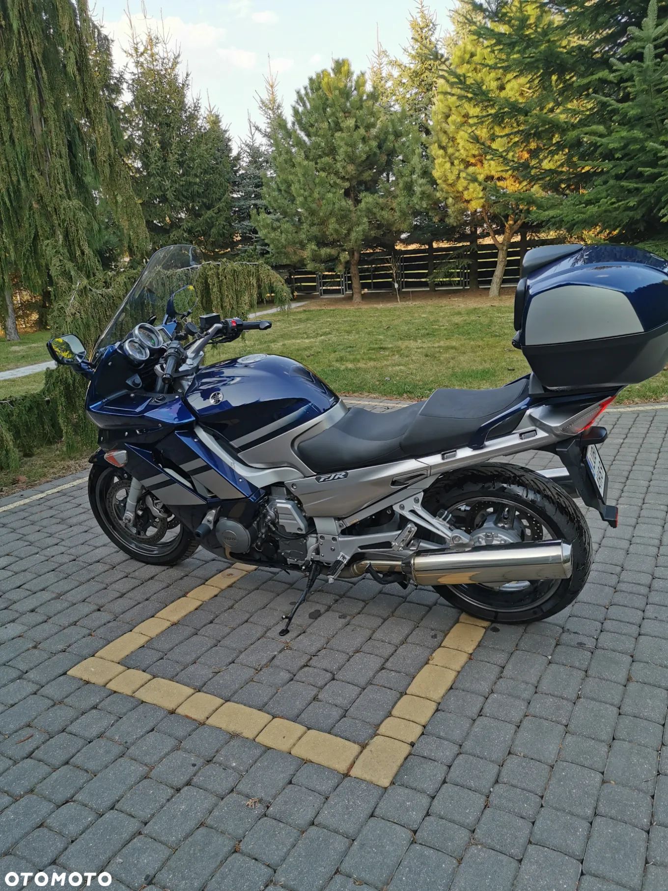 Yamaha FJR - 1