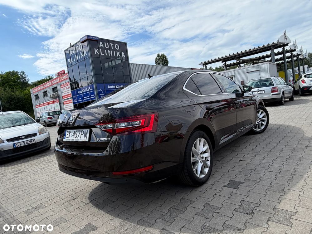 Skoda Superb 1.5 TSI ACT Ambition - 11