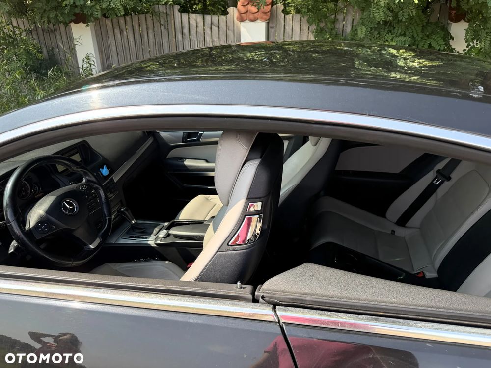 Mercedes-Benz Klasa E 250 CDI DPF BlueEFFICIENCY Automatik Elegance - 17