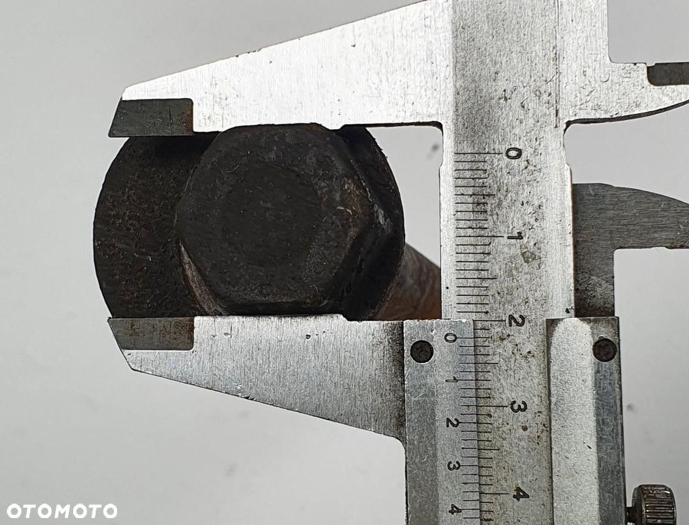 ŚRUBA MIMOŚRODOWA MERCEDES W115 W114 - 2