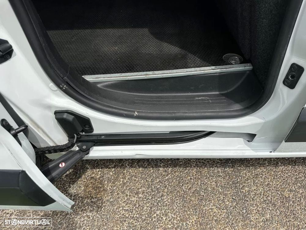 Citroën berlingo 1.5 hdi 3 lugares - 41