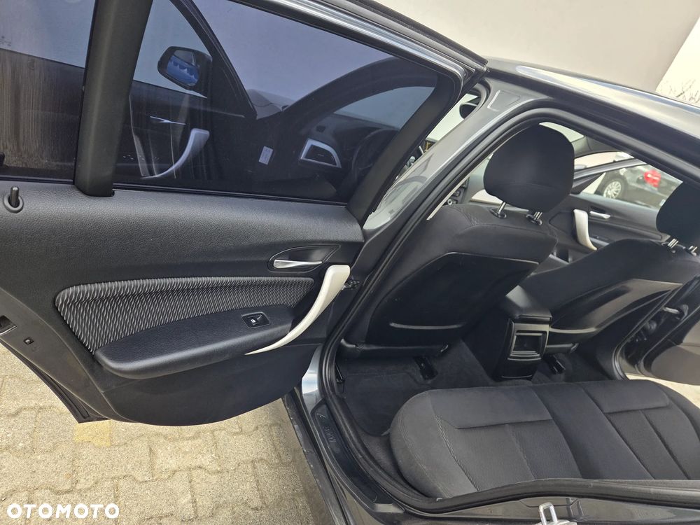 BMW Seria 1 116d DPF Edition Sport - 23