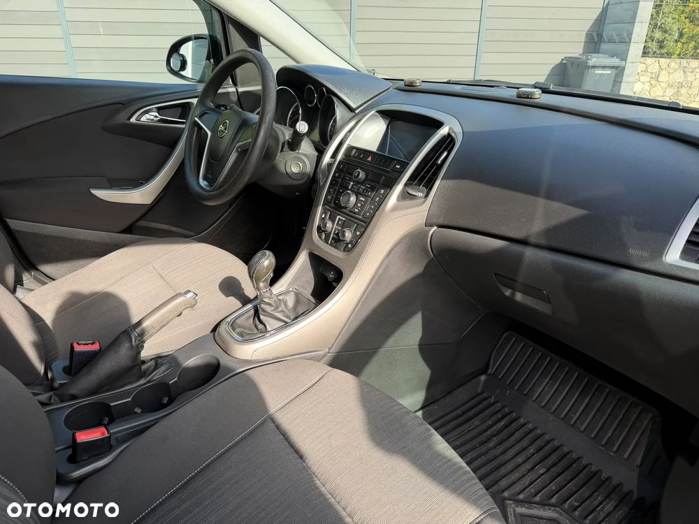 Opel Astra 1.4 T Enjoy - 16