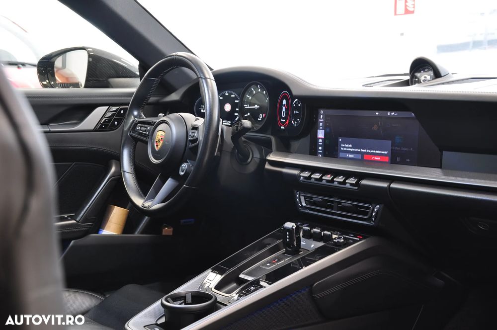 Porsche 911 Carrera 4S PDK - 16