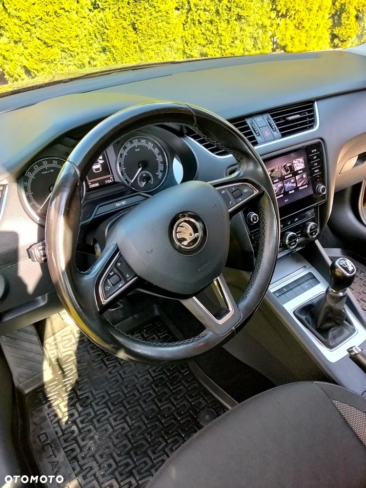 Skoda Octavia 2.0 TDI Edition - 18