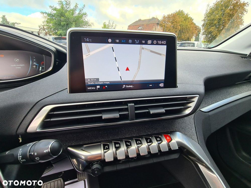 Peugeot 3008 1.2 PureTech Allure S&S EAT6 - 12