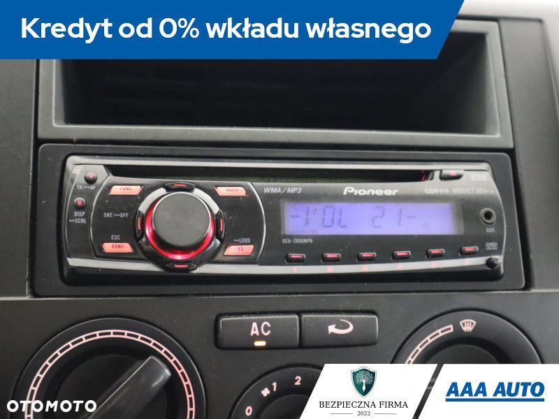 Volkswagen Transporter - 14