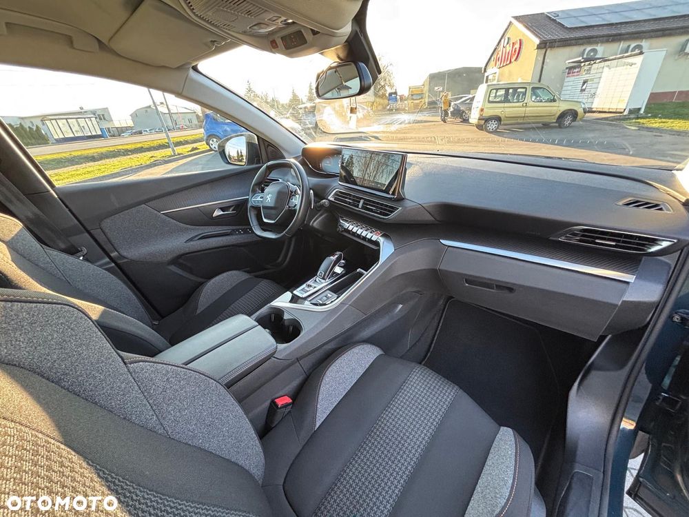 Peugeot 3008 1.5 BlueHDi Active S&S EAT8 - 30