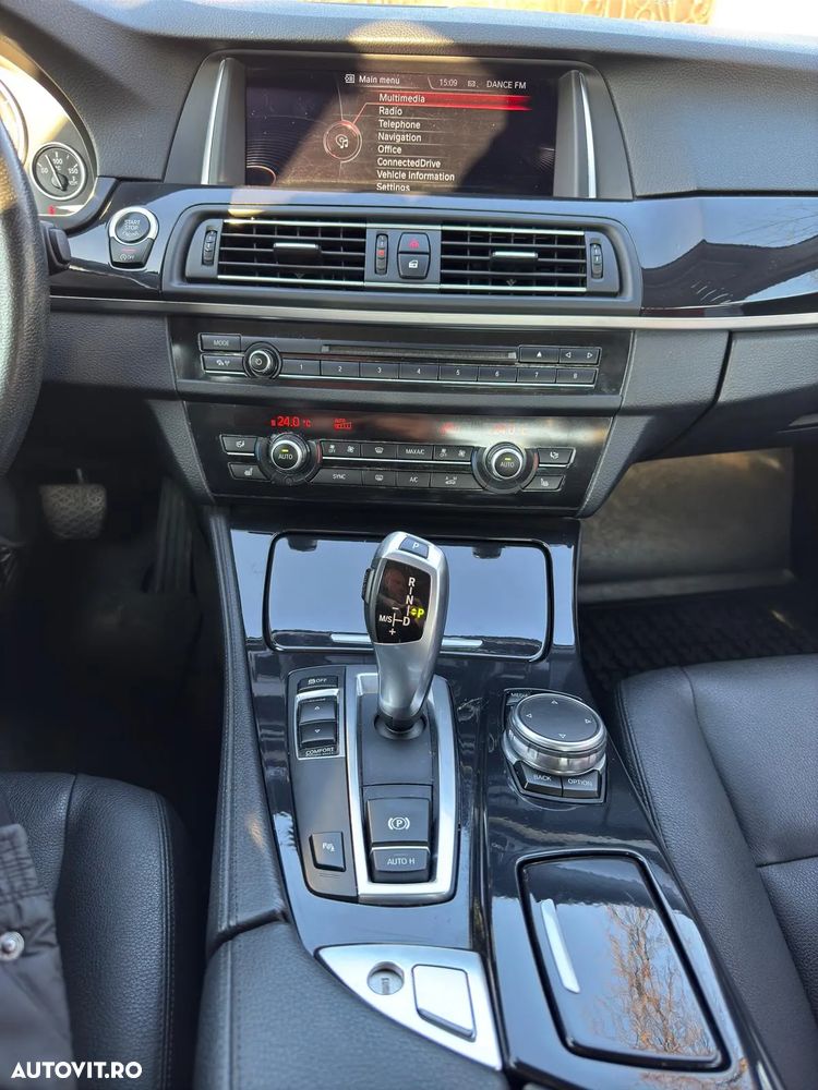 BMW Seria 5 520d xDrive AT - 7