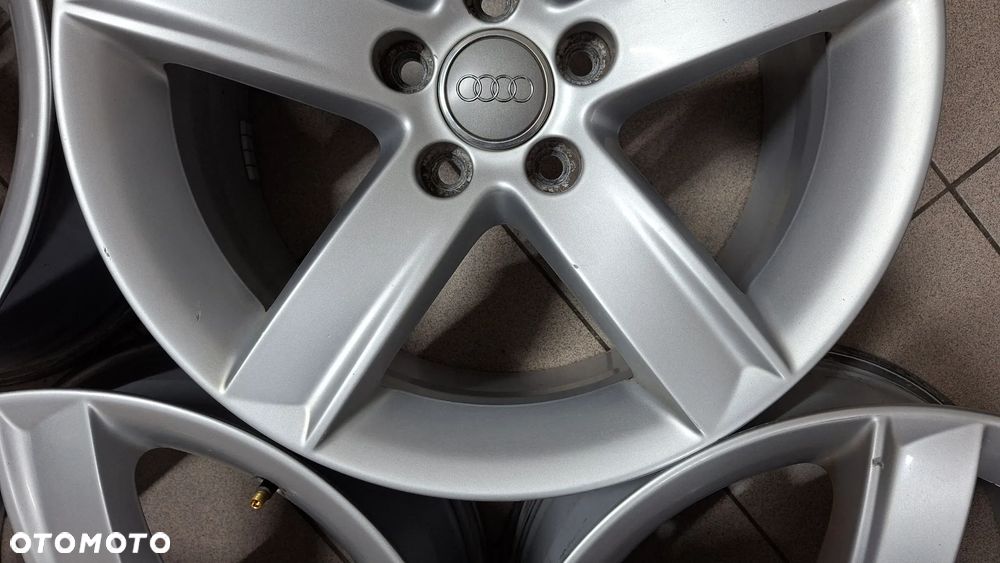 Felgi Aluminiowe 17 Audi A5 8T 5x112 ET 28 - 9