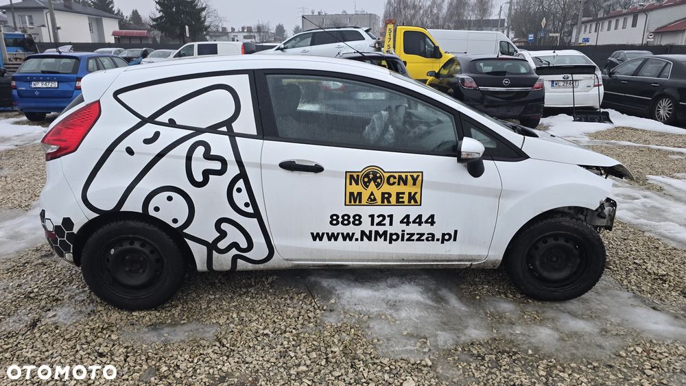 Ford Fiesta 1.4 TDCi Ambiente - 8