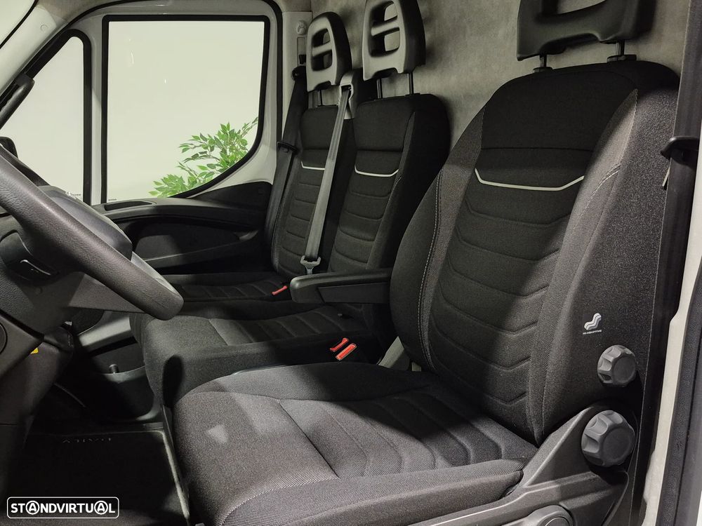 Iveco Daily 2.3 - 2022 | GARANTIA | NACIONAL - 12m3 - 156CV - 25