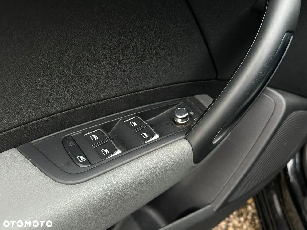 Audi A1 Sportback 1.0 TFSI ultra sport - 25