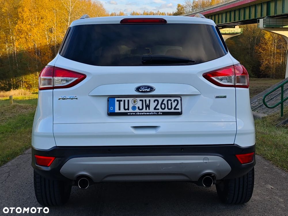 Ford Kuga 1.5 EcoBoost 2x4 Titanium - 33