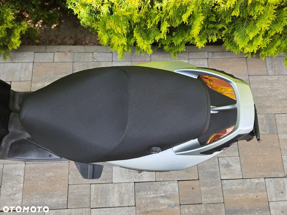 Aprilia Sportcity - 16