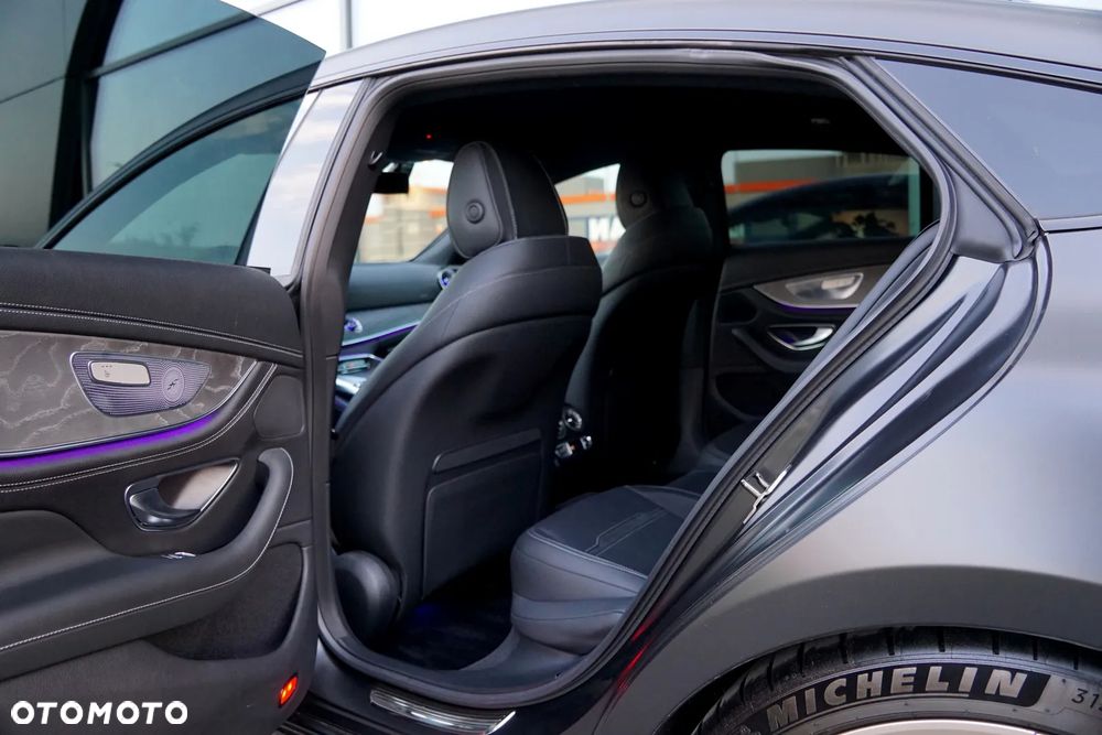 Mercedes-Benz AMG GT 43 4Matic+ Speedshift TCT 9G - 21
