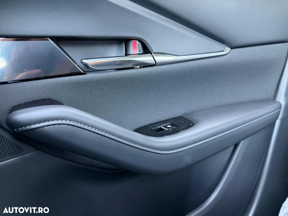 Mazda CX-30 e-SKYACTIV X186 AT MHEV Center-Line - 20