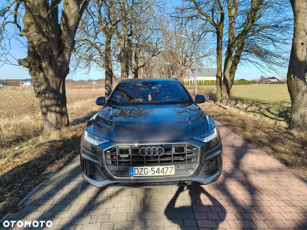 Audi Q8 - 11