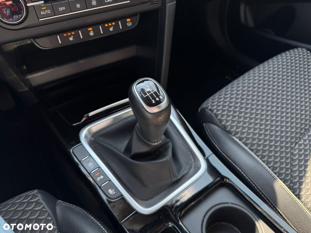 Kia XCeed 1.5 T-GDI Business Line - 15