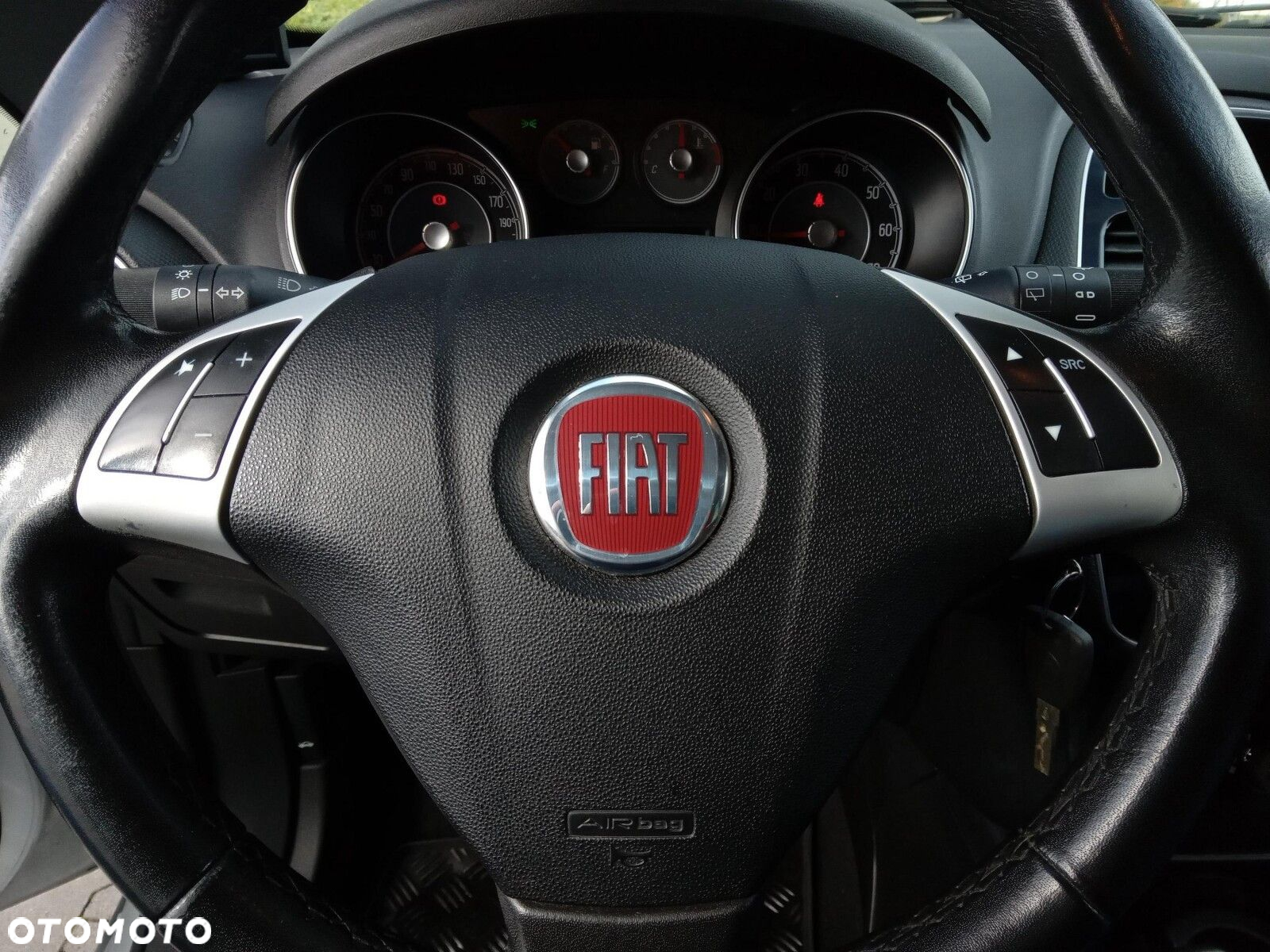 Fiat Punto - 16