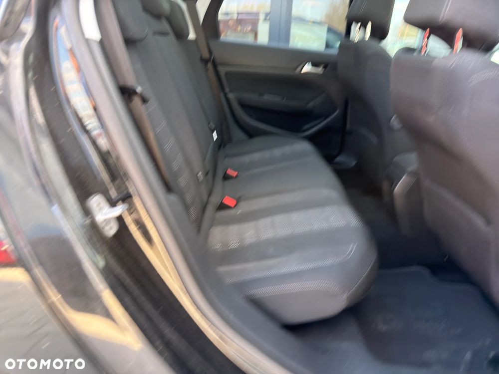 Peugeot 308 HDi FAP 92 Access - 24