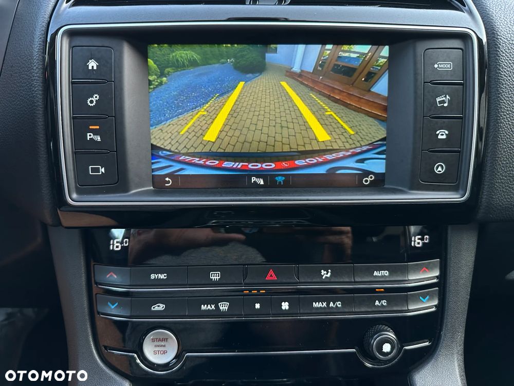 Jaguar F-Pace 20d R-Sport - 5