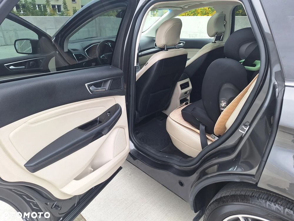 Ford Edge - 20