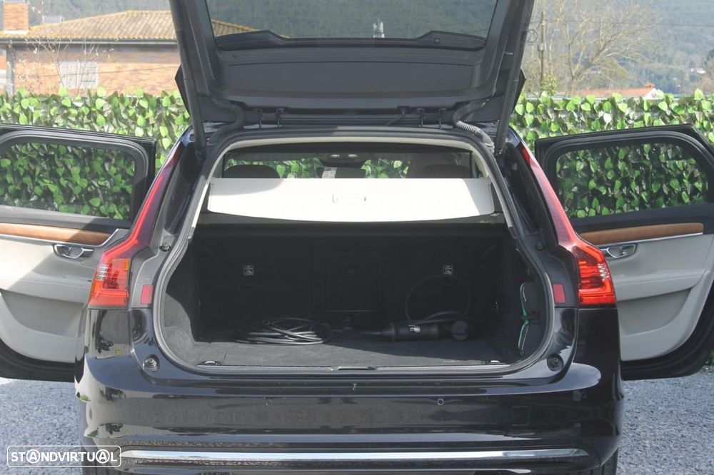 Volvo V90 2.0 T6 PHEV Inscription Expression AWD - 32