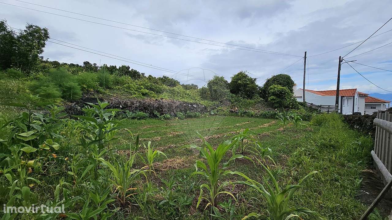 Moradia T4 para venda - Grande imagem: 2/4