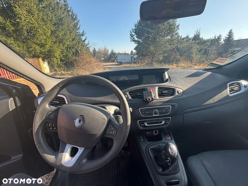 Renault Grand Scenic dCi 130 FAP Dynamique - 17