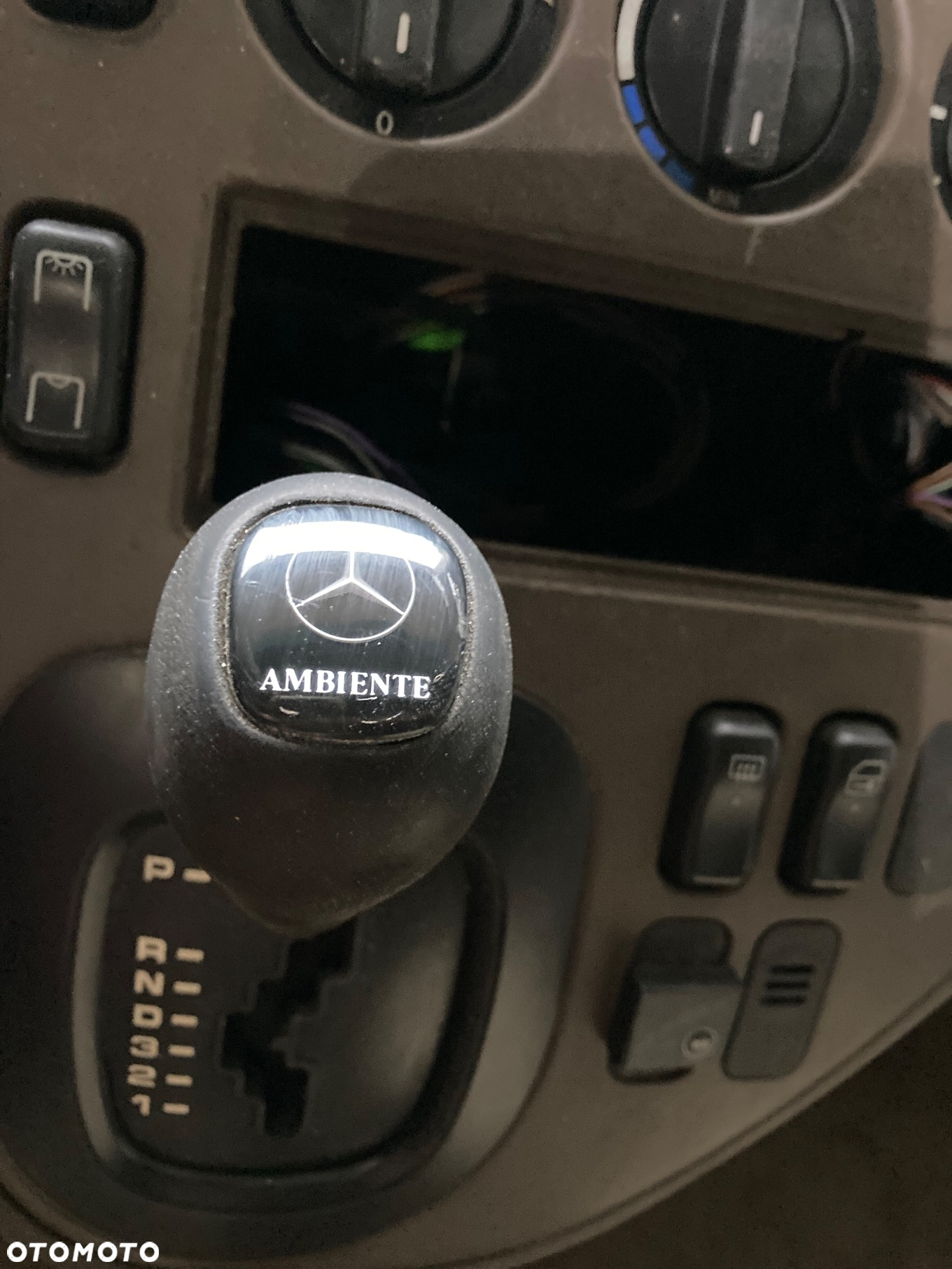 Mercedes-Benz Vito - 21