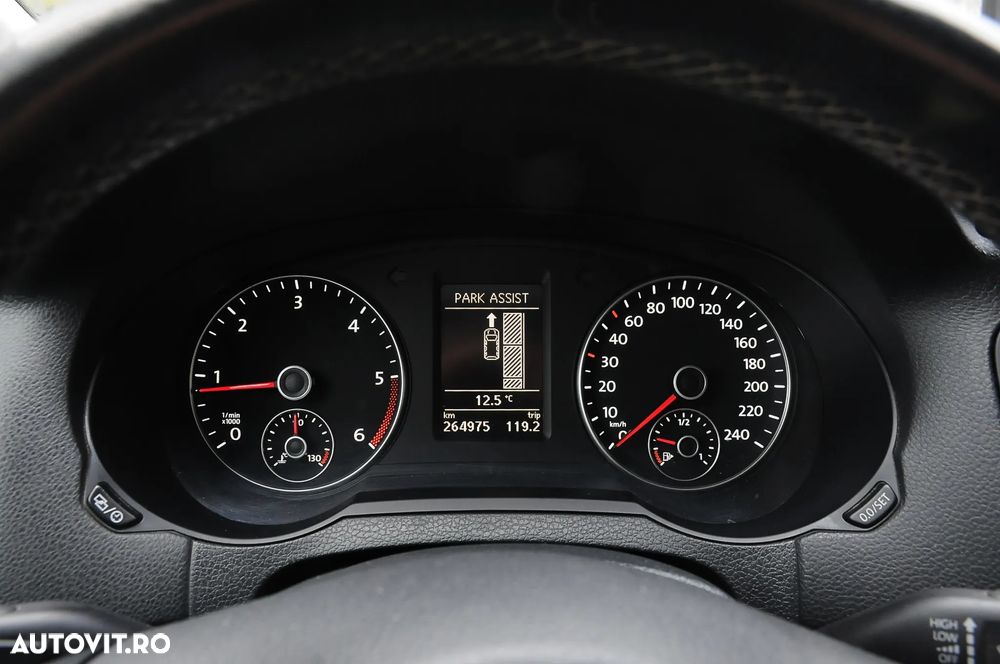 Volkswagen Sharan 2.0 TDI DSG BlueMotion Technology Cup - 12