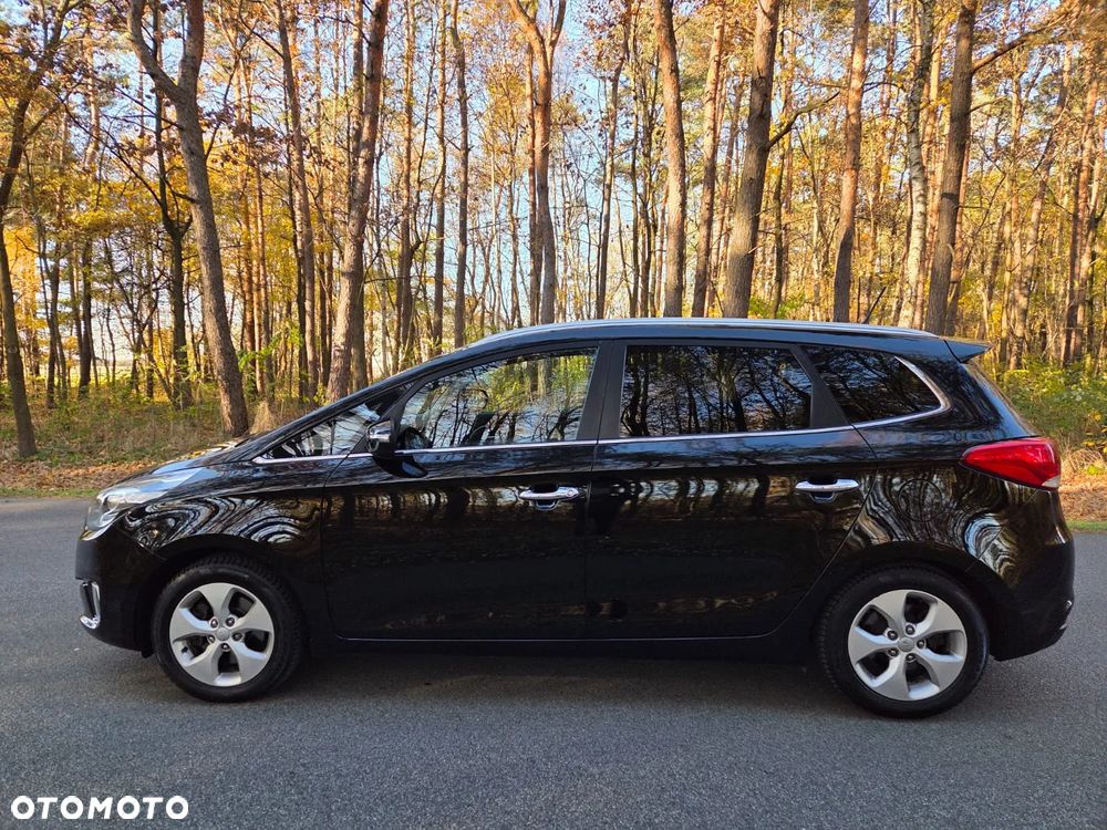 Kia Carens 2.0 GDI Edition 7 - 10