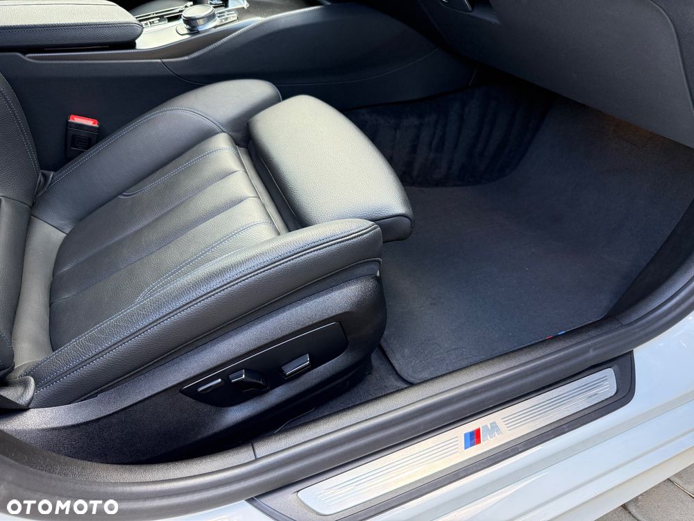 BMW Seria 5 530i GPF M Sport sport - 30