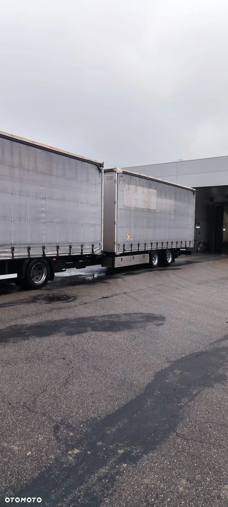 Mercedes-Benz ACTROS MP4 - 25
