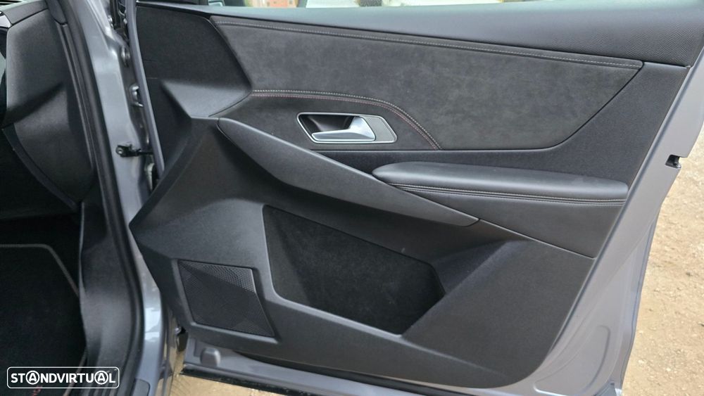 DS DS7 Crossback E-Tense Performance Line EAT8 - 47