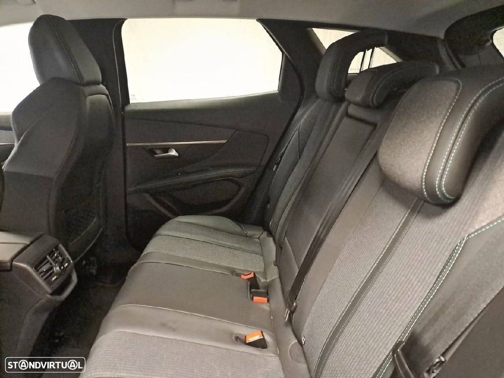 Peugeot 3008 1.2 PureTech Allure Pack EAT8 - 10