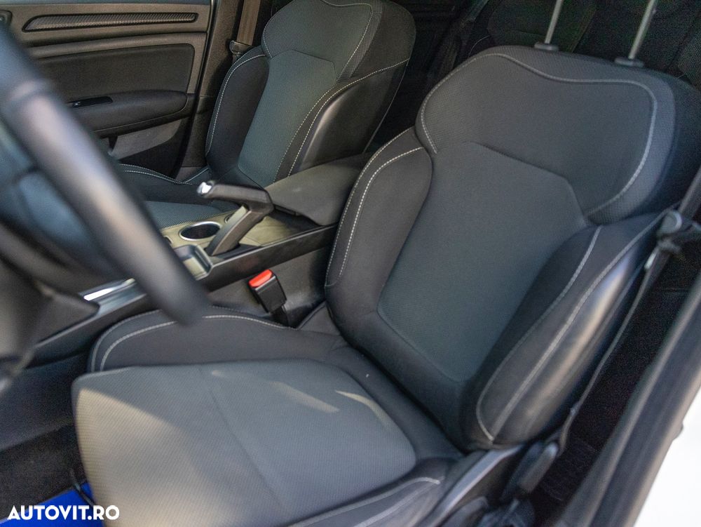 Renault Megane BLUE dCi Life - 15