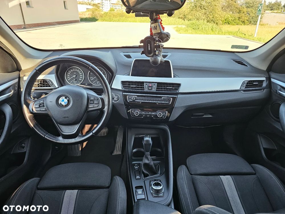 BMW X1 xDrive20d Sport Line - 12