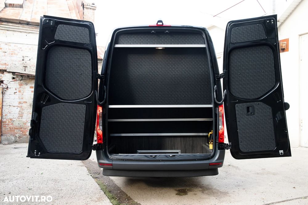 Mercedes-Benz SPRINTER - 7