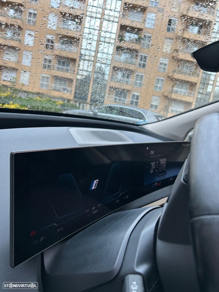 BMW iX xDrive 50 Pack Desportivo - 8